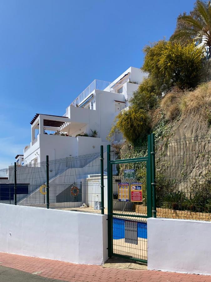 Apartment Residencial Oasis 3 *